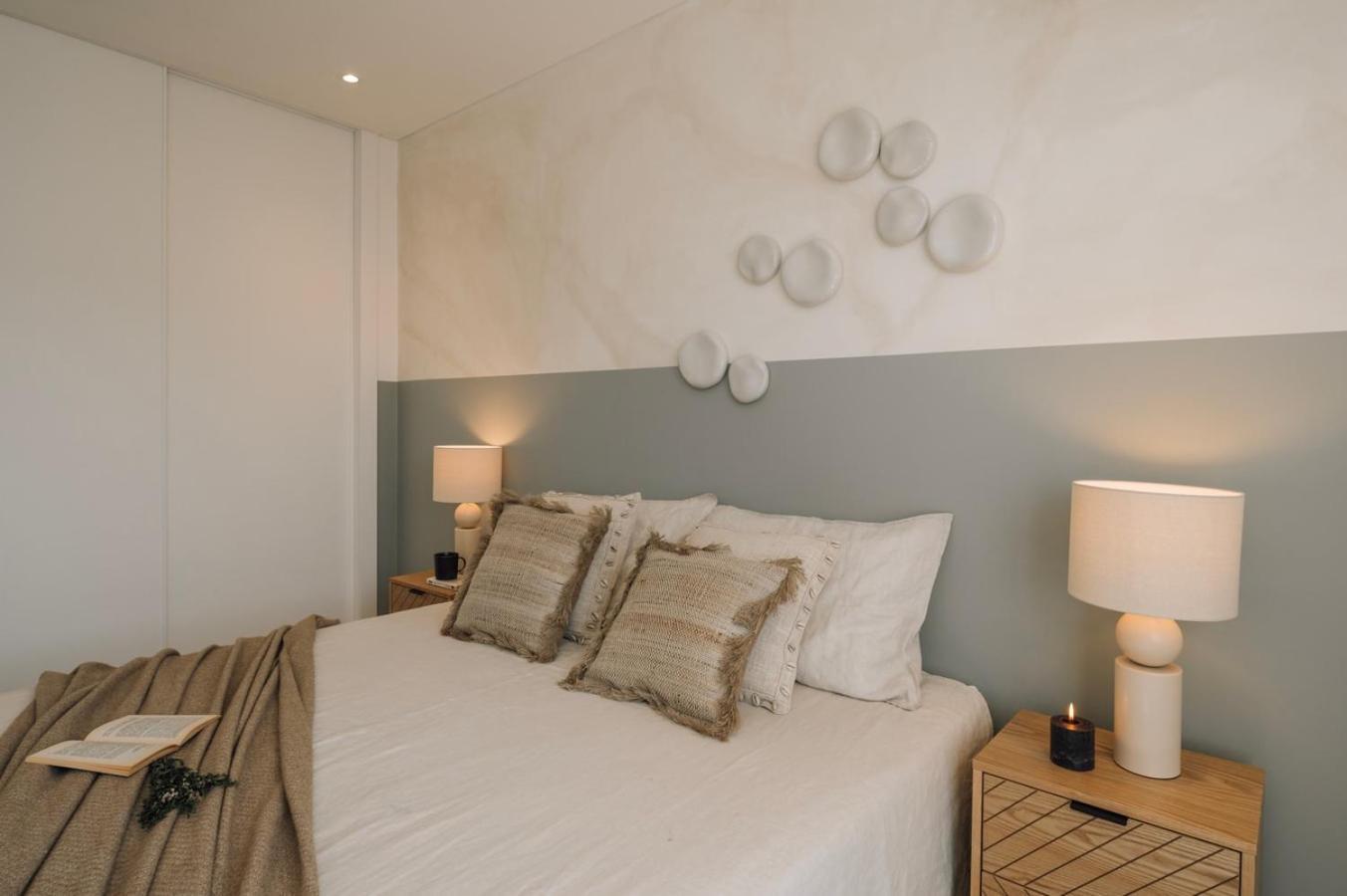 Trocchia - 1 Bedroom And Parking In Alvalade Lejlighed *
